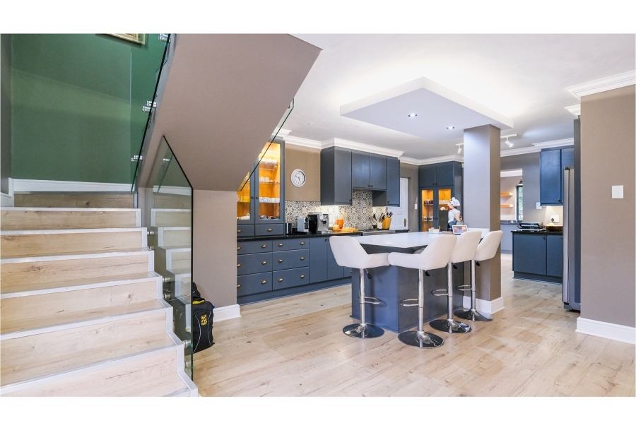 4 Bedroom Property for Sale in Heatherlands Western Cape